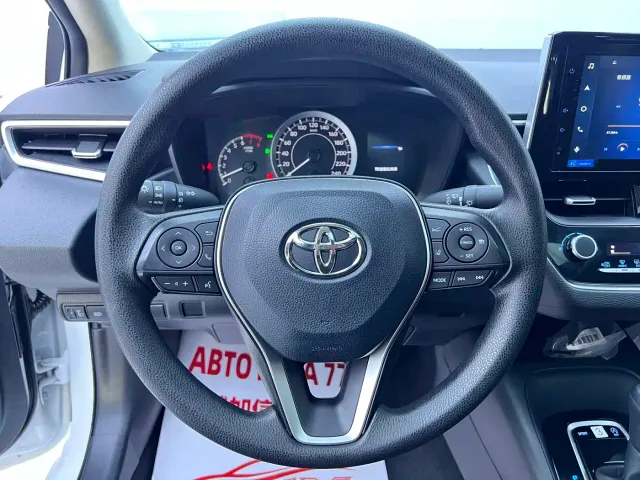 Toyota Corolla — Фото автомобиля 11