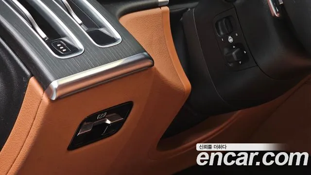 Mercedes-Benz S-Class — Фото автомобиля 13