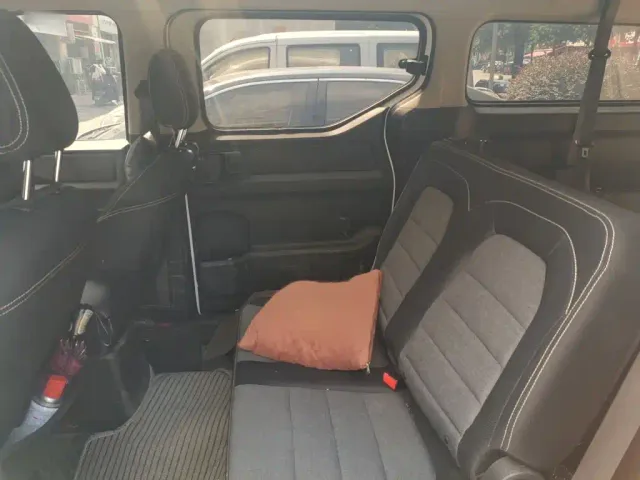 Wuling Zhengcheng — Фото автомобиля 14