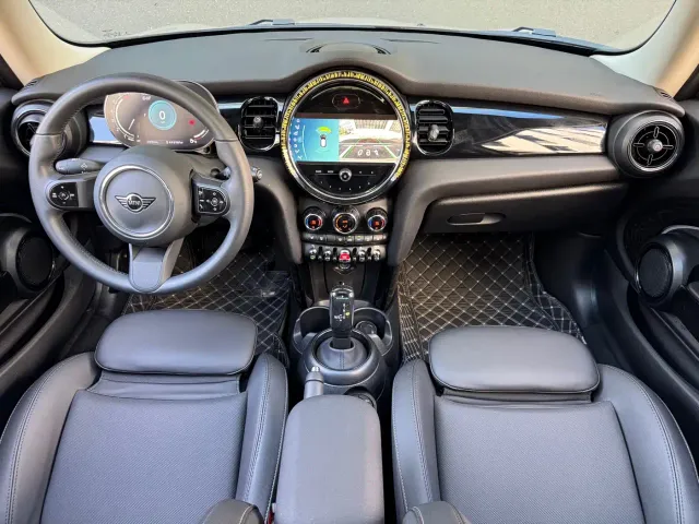 MINI Hatch — Фото автомобиля 6