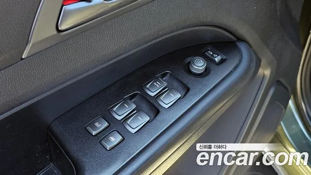 KG_Mobility_Ssangyong Rexton Новый Rexton Sport Khan Дизель 2.2 4WD — Фото автомобиля 17