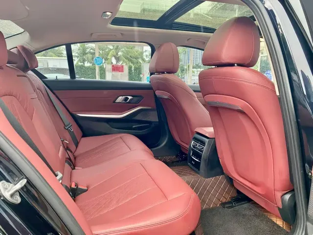 BMW i3 — Фото автомобиля 4