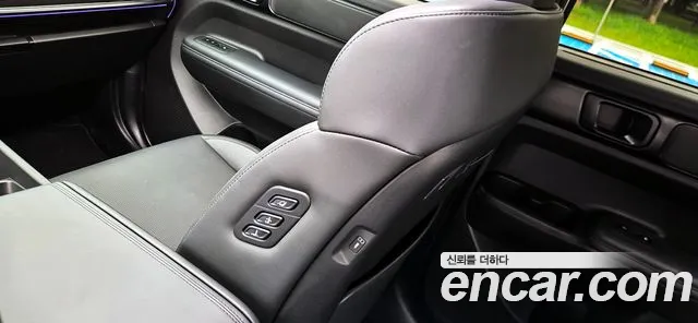 Hyundai Santa Fe MX5 — Фото автомобиля 11