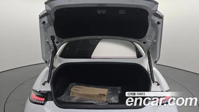 Hyundai Ioniq 6 — Фото автомобиля 24