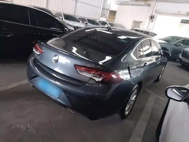 Buick Regal — Фото автомобиля 6