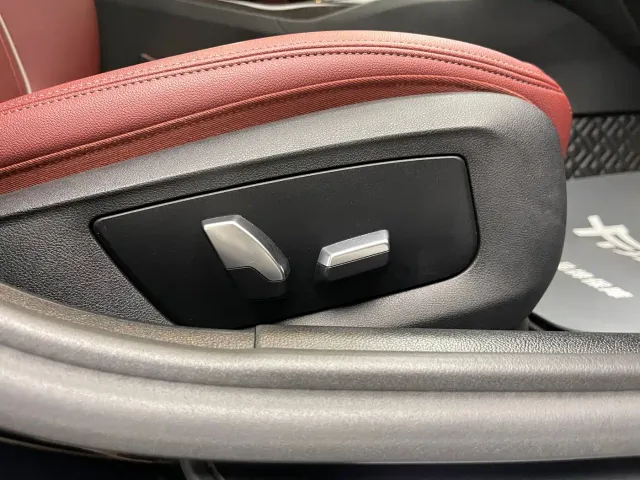 BMW 5 Series — Фото автомобиля 20