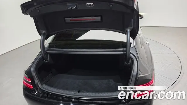 Genesis G80 Бензин 2.5 турбо AWD — Фото автомобиля 20