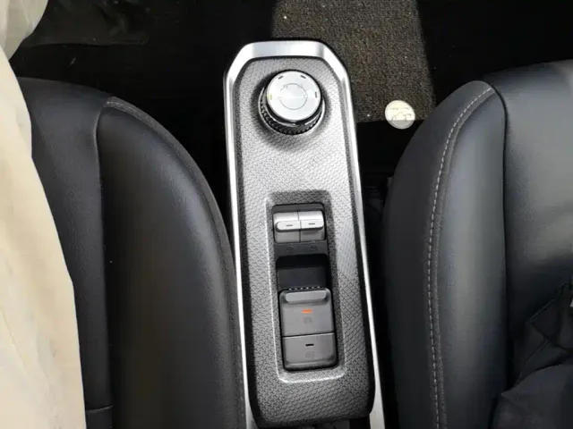 Baojun Yep — Фото автомобиля 13