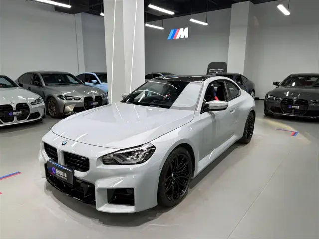 Фотография автомобиля — BMW M2