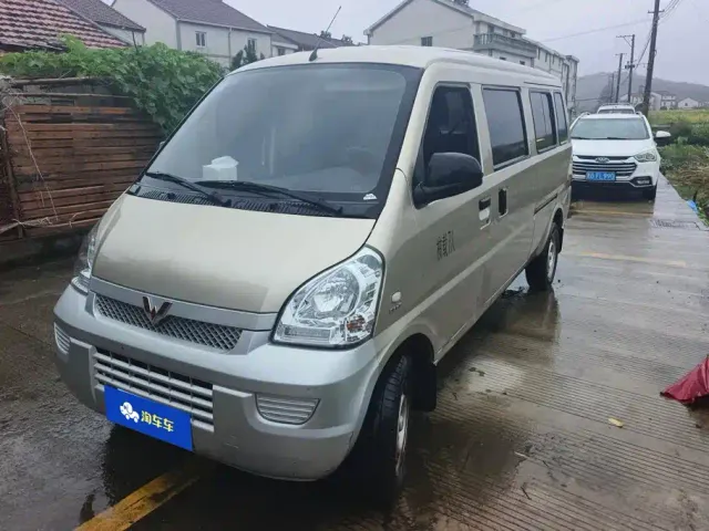 Фотография автомобиля — Wuling Rongguang