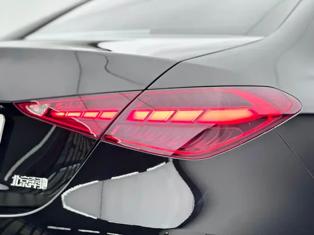 Mercedes-Benz C-Class — Фото автомобиля 14