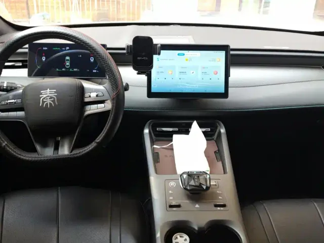 BYD Qin PLUS — Фото автомобиля 12