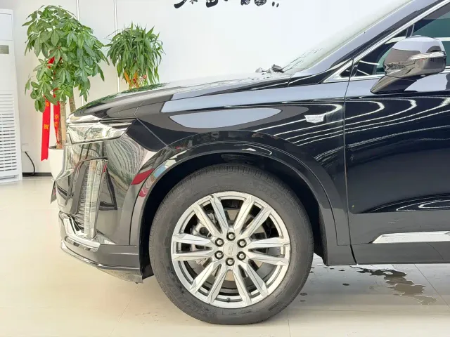 Cadillac XT6 — Фото автомобиля 11