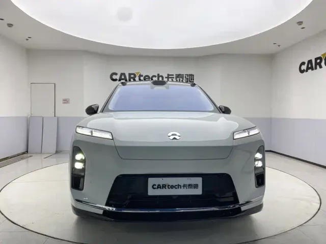 Nio ES8 — Фото автомобиля 3