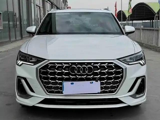 Audi Q3 — Фото автомобиля 2