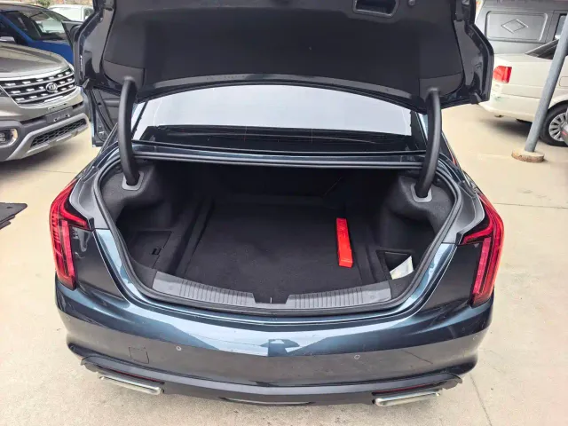 Cadillac CT5 — Фото автомобиля 6