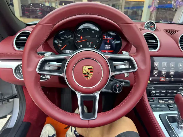 Porsche 718 — Фото автомобиля 8