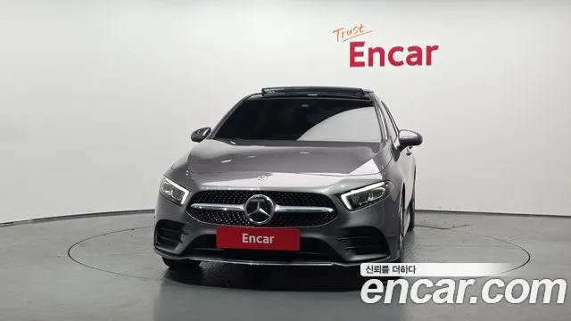 Mercedes-Benz A-Class — Фото автомобиля 3