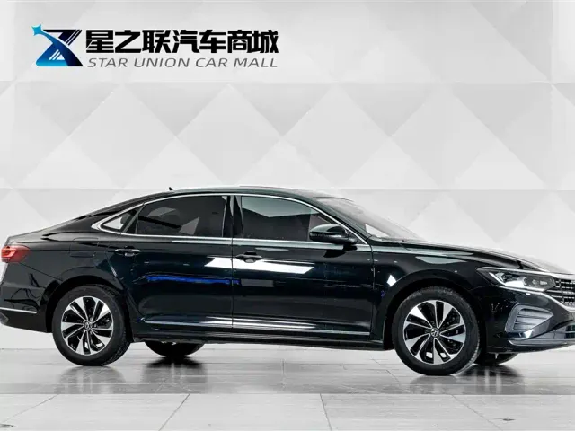 Volkswagen Passat — Фото автомобиля 5