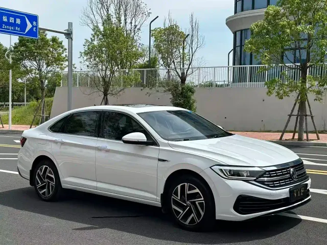 Volkswagen Sagitar — Фото автомобиля 3