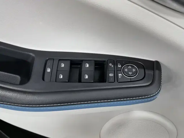 BYD Yuan Pro — Фото автомобиля 9