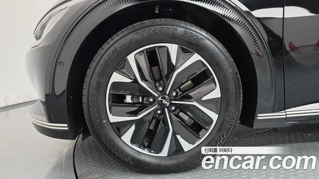 Kia EV6 — Фото автомобиля 5