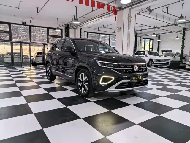 Volkswagen Tayron — Фото автомобиля 3