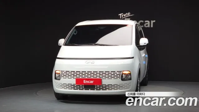 Hyundai Staria Staria Карго 5 мест — Фото автомобиля 3