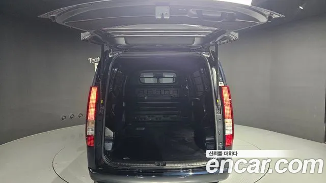 Hyundai Staria Staria Карго 3 места — Фото автомобиля 20