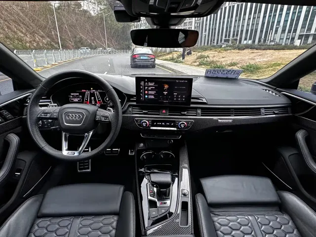 Audi RS 5 — Фото автомобиля 8