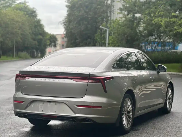 Bestune B70 — Фото автомобиля 14