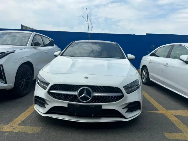 Mercedes-Benz A-Class — Фото автомобиля 2