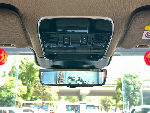 Land Rover Range Rover — Фото автомобиля 11