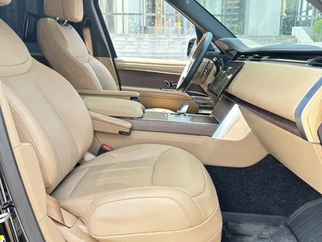 Land Rover Range Rover — Фото автомобиля 15