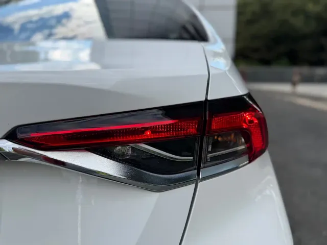 Toyota Corolla — Фото автомобиля 15