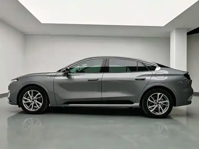 Ford Mondeo — Фото автомобиля 12