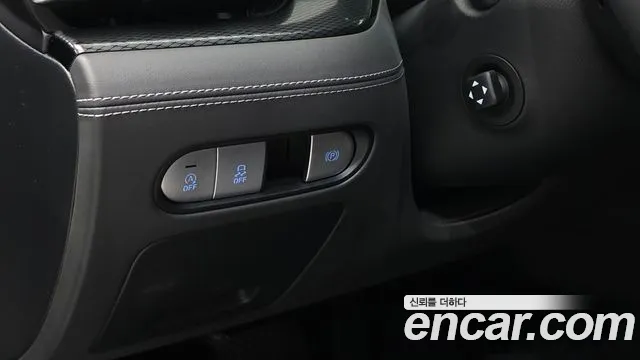 Genesis G90 Бензин 3.5 турбо AWD — Фото автомобиля 24