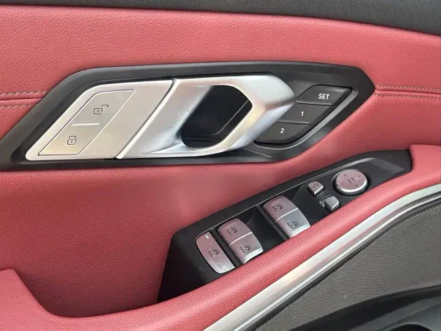 BMW 3 Series — Фото автомобиля 22