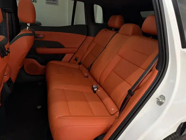 Toyota BoZhi 3X — Фото автомобиля 13