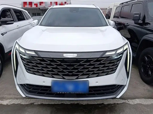 Geely Boyue L — Фото автомобиля 2