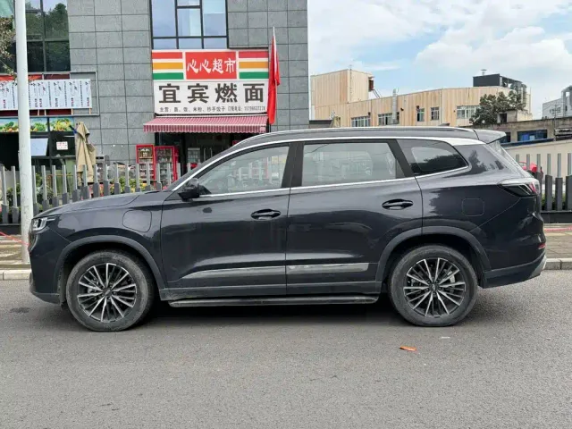 Chery Tiggo 8 PLUS Kunpeng e+ — Фото автомобиля 3