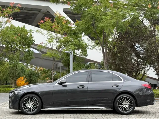 Mercedes-Benz C-Class — Фото автомобиля 4