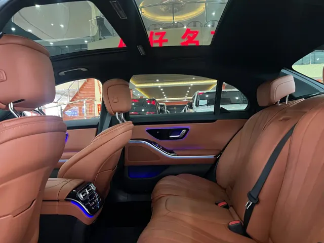 Mercedes-Benz S-Class — Фото автомобиля 14