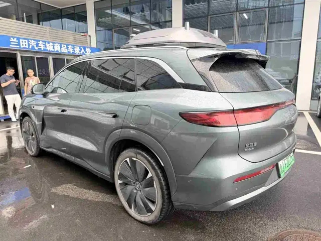 BYD Tang L — Фото автомобиля 7