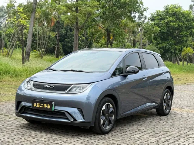 Фотография автомобиля — BYD Dolphin
