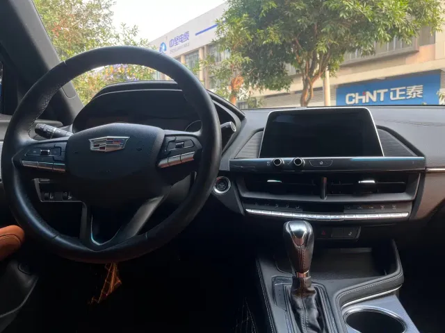 Cadillac CT4 — Фото автомобиля 15