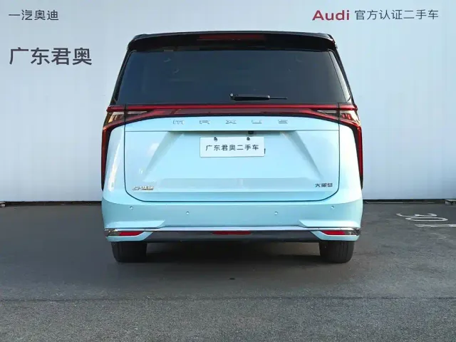 Maxus Dajia 9 — Фото автомобиля 4