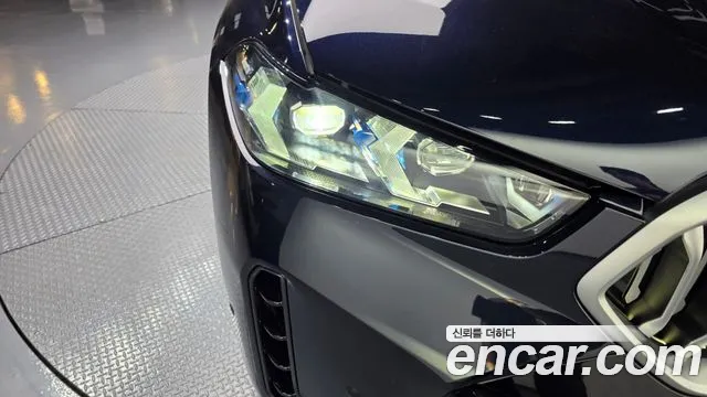 BMW X6 xDrive40i M Sport — Фото автомобиля 20