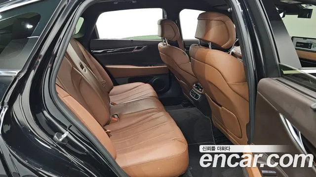 Genesis G80 Бензин 3.5 турбо AWD — Фото автомобиля 10