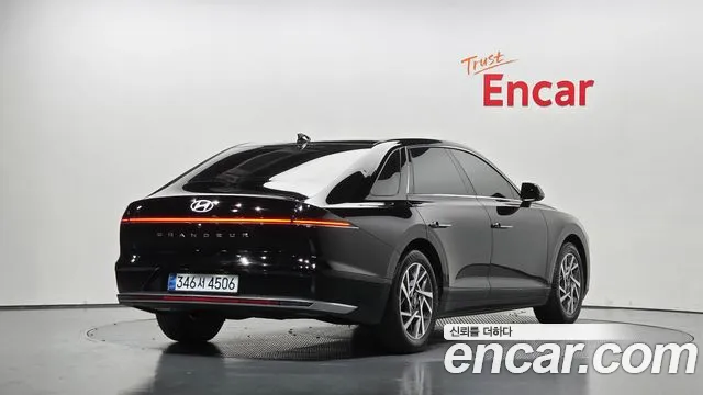 Hyundai Grandeur GN7 — Фото автомобиля 2